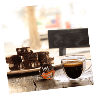 Brownie de castanha-do-pará com café - Receita Cafeteira TRES - 3 Corações