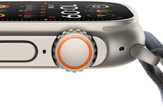 Imagem do Apple Watch Ultra 2 mostrando a caixa robusta de titânio, a tela plana, a Digital Crown e o botão lateral.