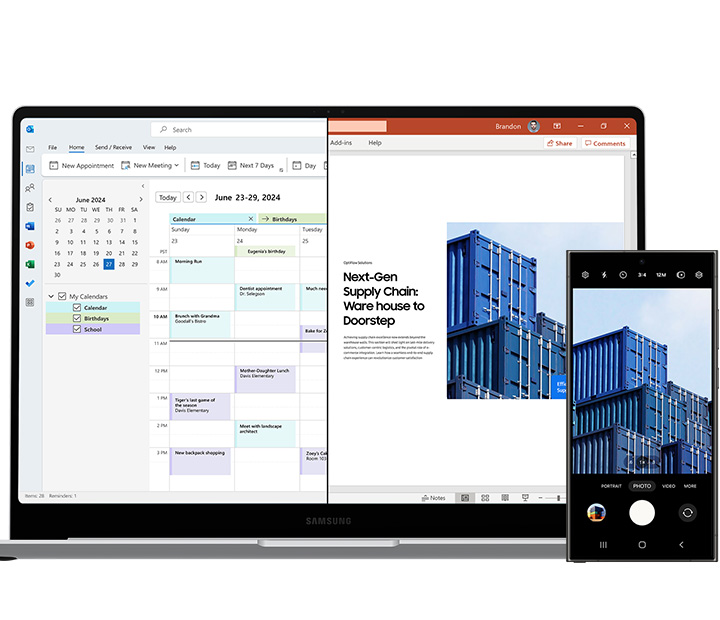 O Galaxy Book4 Pro cinza com os aplicativos Calendário do Microsoft Outlook e Microsoft PowerPoint abertos na tela e o Galaxy S24 Ultra posicionados lado a lado. Uma foto de armazéns no aplicativo Câmera do Galaxy S24 Ultra é copiada e colada no arquivo de apresentação aberto no Galaxy Book4 Pro para destacar o ecossistema entre dispositivos.